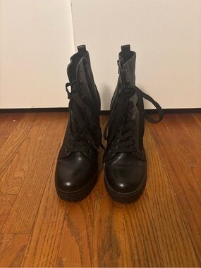 Steve Madden Black Lace-Up Combat Boots with Side Zip